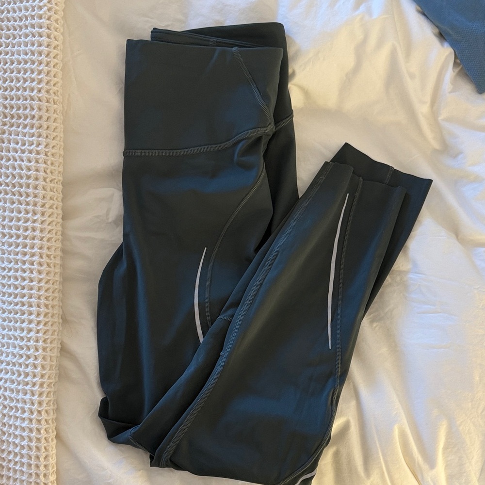 Lululemon base pace leggings